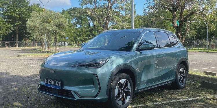 Geely EX5: Fitur Semi-Otonom Bikin Nyetir Jauh Jadi Lebih Santai!