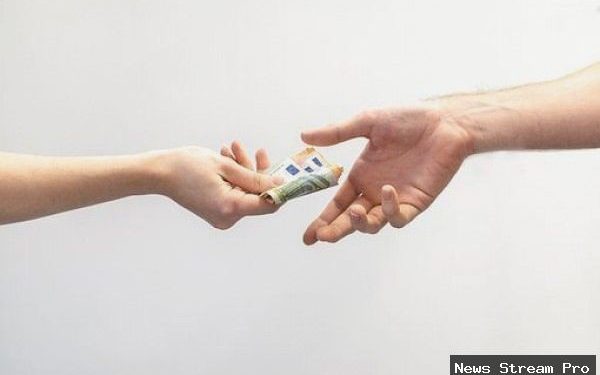 Gawat! Jumlah Pekerja Bergaji di Bawah UMR Melonjak Drastis