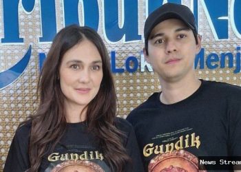 Luna Maya Diramal Cerai? Respon Menohok Soal Maxime Bouttier!