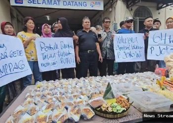 Syukuran Jokowi Ulang Tahun: Pedagang Pasar Solo Bahagia!