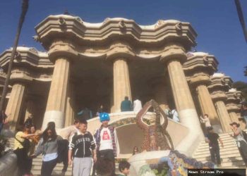 Park Güell Barcelona: Rahasia Tersembunyi & Tips Liburan Terbaik!