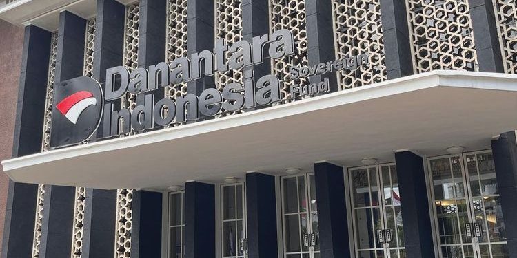 Danantara Bidik Saham GoTo? Merger dengan Grab Jadi Alasan!