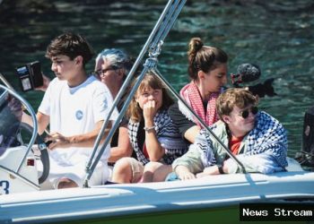 Greta Thunberg Ditangkap Israel Saat Berlayar ke Gaza? Fakta Terbaru!