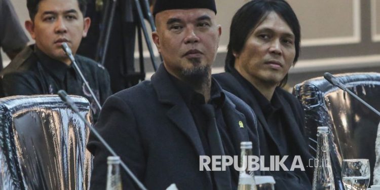 Ahmad Dhani Kena Semprot DPR: RUU Hak Cipta Memanas!
