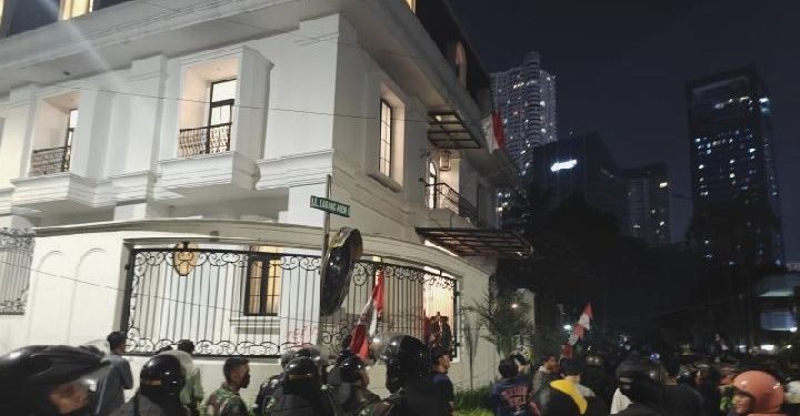 Rumah Eko Patrio Dijarah: Kapolres Ungkap Tiga Gelombang Aksi