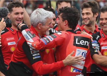 Perbedaan Motor Bagnaia & Marquez Dibongkar Bos Ducati!