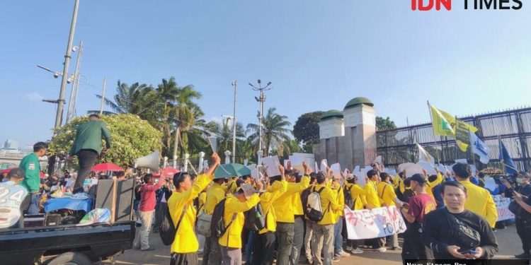 Demo DPR: BEM UI & Atma Jaya Tagih Janji, 25 Tuntutan!