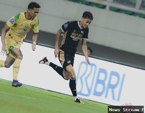 Dewa United vs Persebaya: Penalti Dramatis Akhir Laga, Skor Imbang!