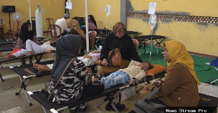 Keracunan Massal: 8 Ribu Korban, Dapur MBG Harus Ditutup!