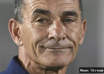 Vanenburg Mau Latih Tim SEA Games 2025, Minta TC Lebih Lama