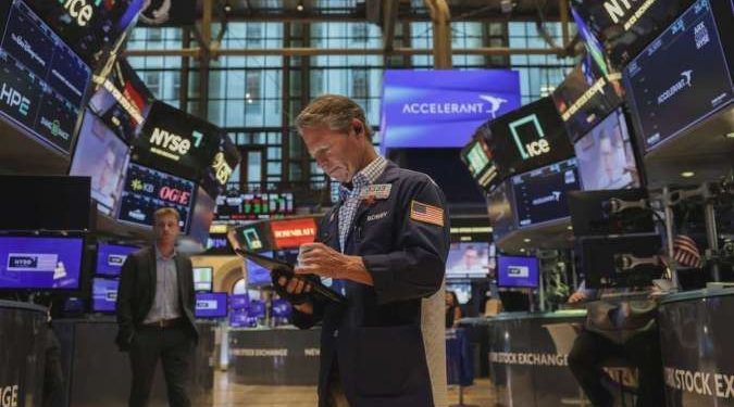 Wall Street: Nasdaq & S&P 500 Berpeluang Naik, Rekor Tercipta?