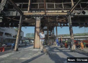 Demo Ricuh: 16 Perusak Halte & Kafe dengan Molotov Ditangkap!