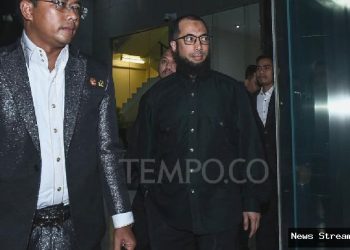 Khalid Basalamah Jadi Korban Mafia Haji? KPK Turun Tangan!