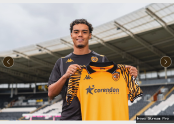 Anak Ronaldinho ke Liga Inggris: Ikuti Jejak Ayah?