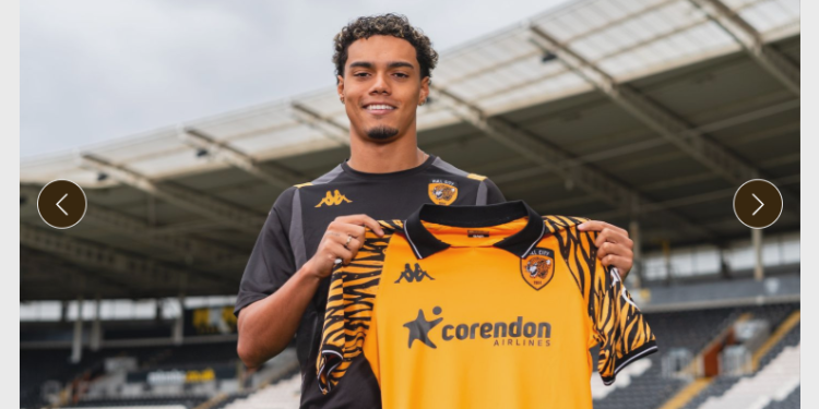 Anak Ronaldinho ke Liga Inggris: Ikuti Jejak Ayah?