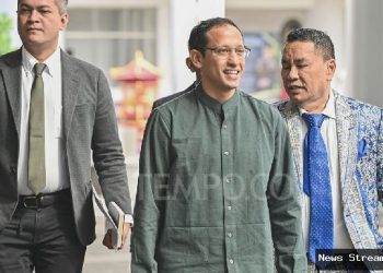 Hotman Paris Sentil Nadiem Makarim: Istri & Ibunya Bertanya!