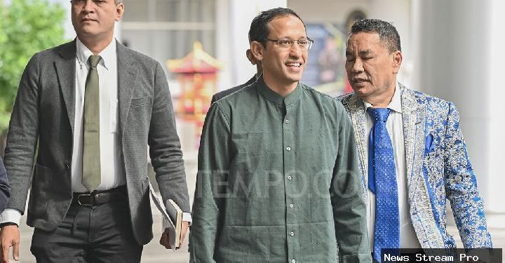 Hotman Paris Sentil Nadiem Makarim: Istri & Ibunya Bertanya!