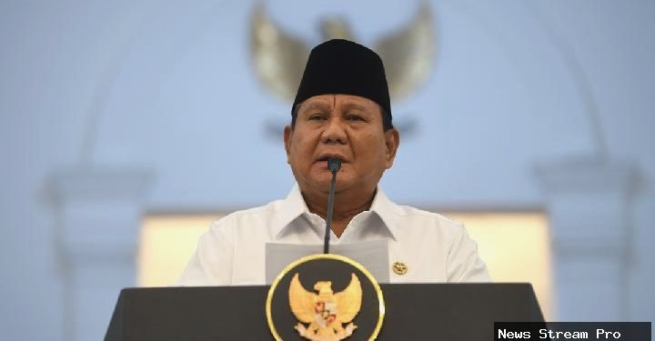 Prabowo di Bioskop: Kontroversi Tayangan Video Picu Kritik Pedas!