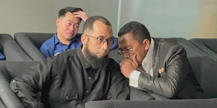 Khalid Basalamah Serahkan Uang ke KPK: Korupsi Haji Seret Yaqut?