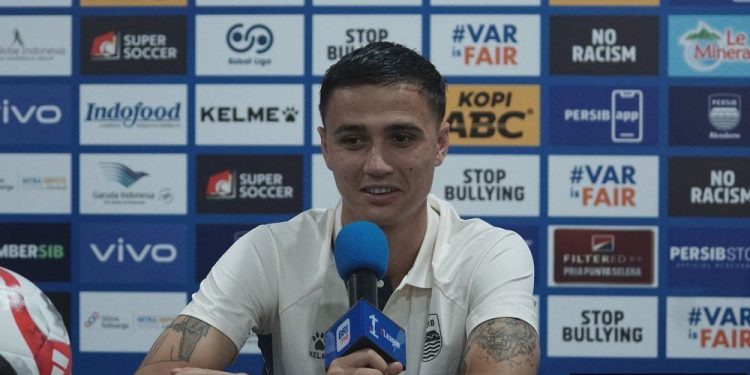 Reijnders ke Persib: Pesan Bintang Man City Terungkap!