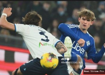 Nico Paz Cetak Gol Mirip Messi, Disaksikan Presiden Klub Indonesia!