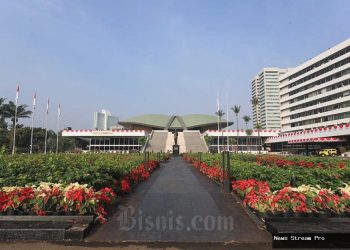 Skandal Liburan Pejabat: OJK, BI, DPR Plesiran Saat Demo Memanas