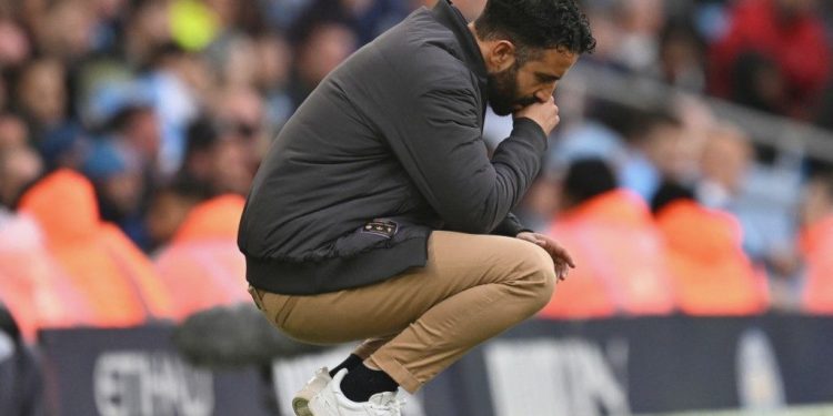 MU Harus Gerak Cepat: Pecat Amorim Sekarang!