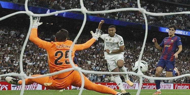Real Madrid Hentikan Kutukan! Drama VAR Warnai El Clasico