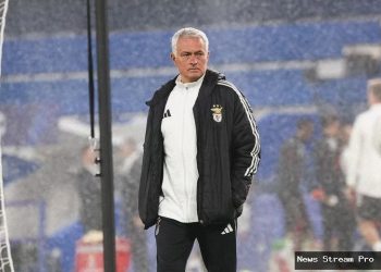 Pesan Florentino Perez untuk Mourinho: Kode Kembali ke Real Madrid?