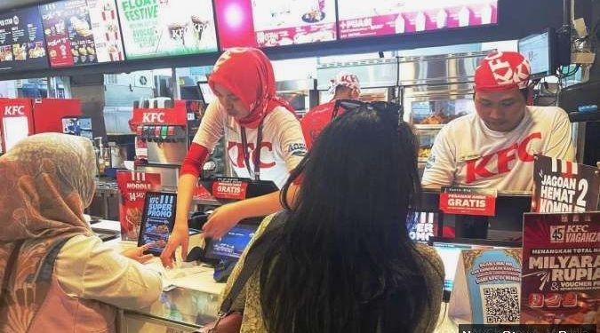 KFC Merugi: 19 Gerai Tutup, 400 Karyawan Kena PHK!