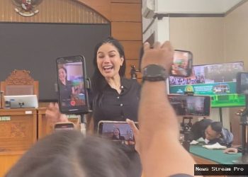 Nikita Mirzani Divonis 4 Tahun & Denda 1 Miliar: Kasus Pemerasan!