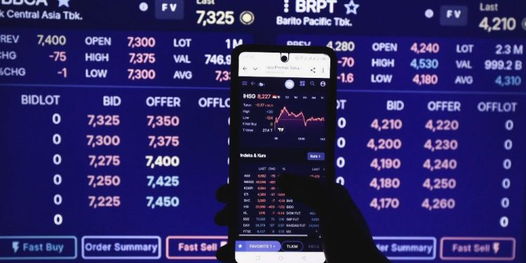 Saham Prajogo Anjlok! IHSG Terjun Bebas ke Level 7.944