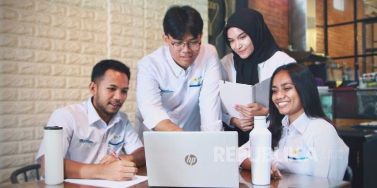 Lowongan Kerja PLN 2024: D3-S2 Semua Jurusan, Daftar Sekarang!