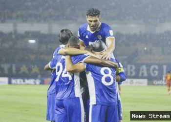 Persib Rotasi Pemain Lawan Persis Solo? Ini Kata Pelatih!