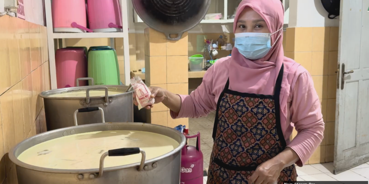 Sekolah-sekolah yang mengelola dapur mandiri di tengah ribuan kasus keracunan MBG