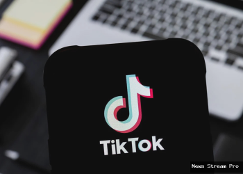 TikTok Diblokir di Indonesia? Ini Alasan Kominfo Bekukan Izin!