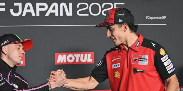 Marquez Cegah Fans Serang Bezzecchi: Aksi Heroik di Mandalika!