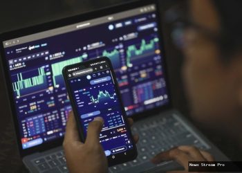 Saham Infrastruktur Melesat: Peluang di Balik Rekor IHSG?