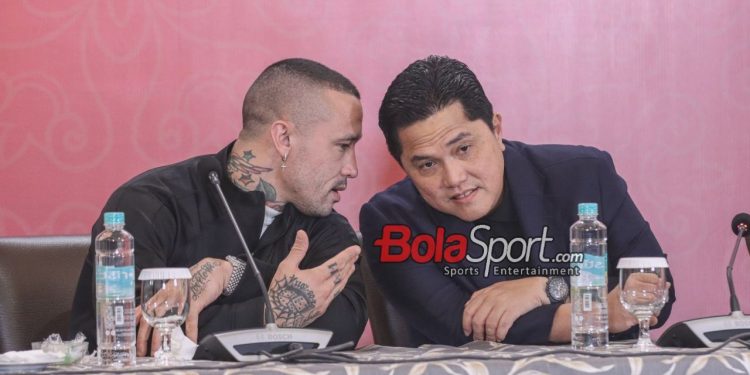 Radja Nainggolan Ungkap 3 Pemain Timnas Indonesia Masa Depan!