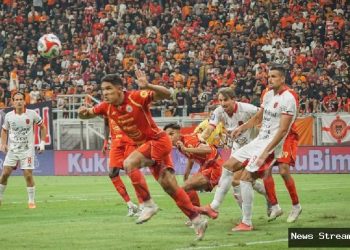 Persija Bungkam Persebaya, Borneo FC Kokoh di Puncak Klasemen!