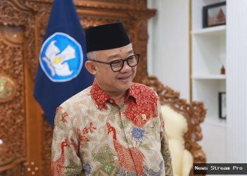 Kemendikdasmen Ungguli Kabinet Prabowo-Gibran: Hasil Survei Kinerja