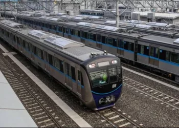 QRIS Tap: Panduan Lengkap Naik MRT & Royaltrans Terbaru!