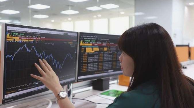 Saham UMA: Daftar, Analisis, dan Tips Analis
