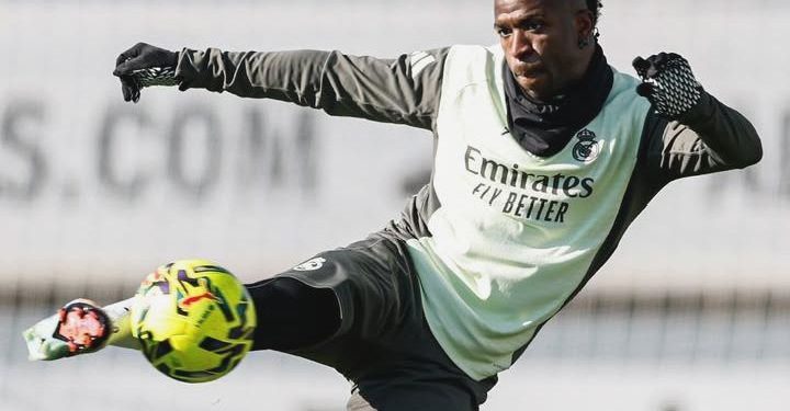 Vinicius Tolak Kontrak Madrid: Xabi Alonso Dalang di Baliknya?