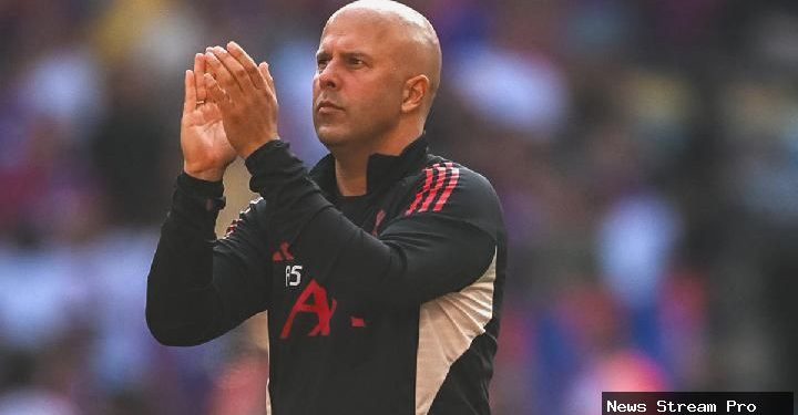 Arne Slot Ungkap Biang Kerok Kekalahan Telak Liverpool dari PSV!