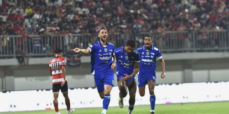 Persib Pesta Gol! Thom Haye Debut Manis di Super League 2025/26