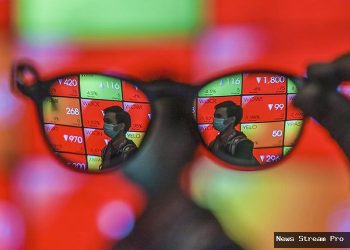 IHSG Terkoreksi! Kembali ke Level 8.300-an, Apa yang Terjadi?