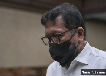 Zarof Ricar Gigit Jari! Kasasi Ditolak, Tetap 18 Tahun di Penjara