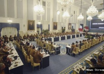 Prabowo Panggil Menteri ke Istana: Bahas Utang Whoosh?