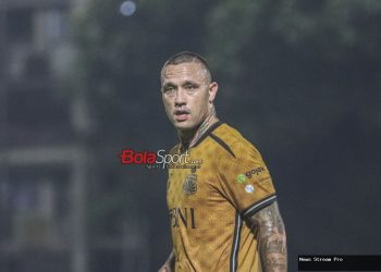 Bela Timnas Indonesia Mendatangkan Respek, tapi Radja Nainggolan Tak Bisa Ampuni Sosok yang Memberinya Darah Batak